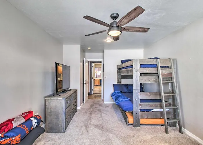 Near Woodland Park: W/ Serene Deck! Holiday home Pinetop-Lakeside