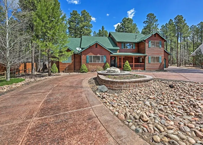 Near Woodland Park: W/ Serene Deck! Holiday home