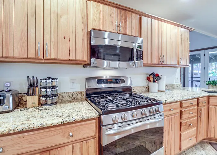 Near Woodland Park: W/ Serene Deck! * Pinetop-Lakeside