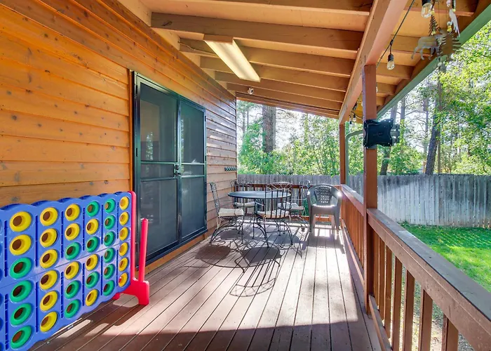 Near Woodland Park: W/ Serene Deck! Holiday home *