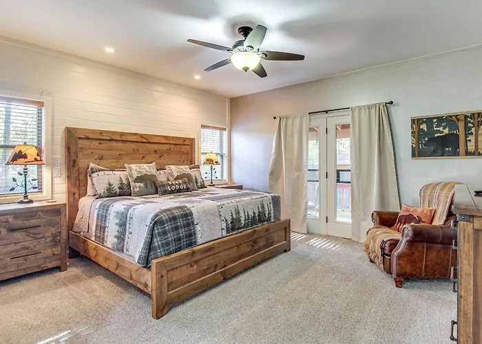 Near Woodland Park: W/ Serene Deck! Pinetop-Lakeside