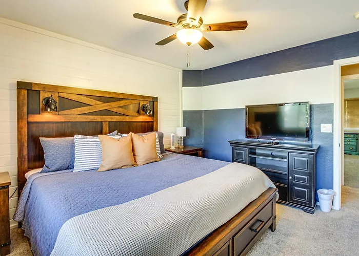 Holiday home Near Woodland Park: W/ Serene Deck!